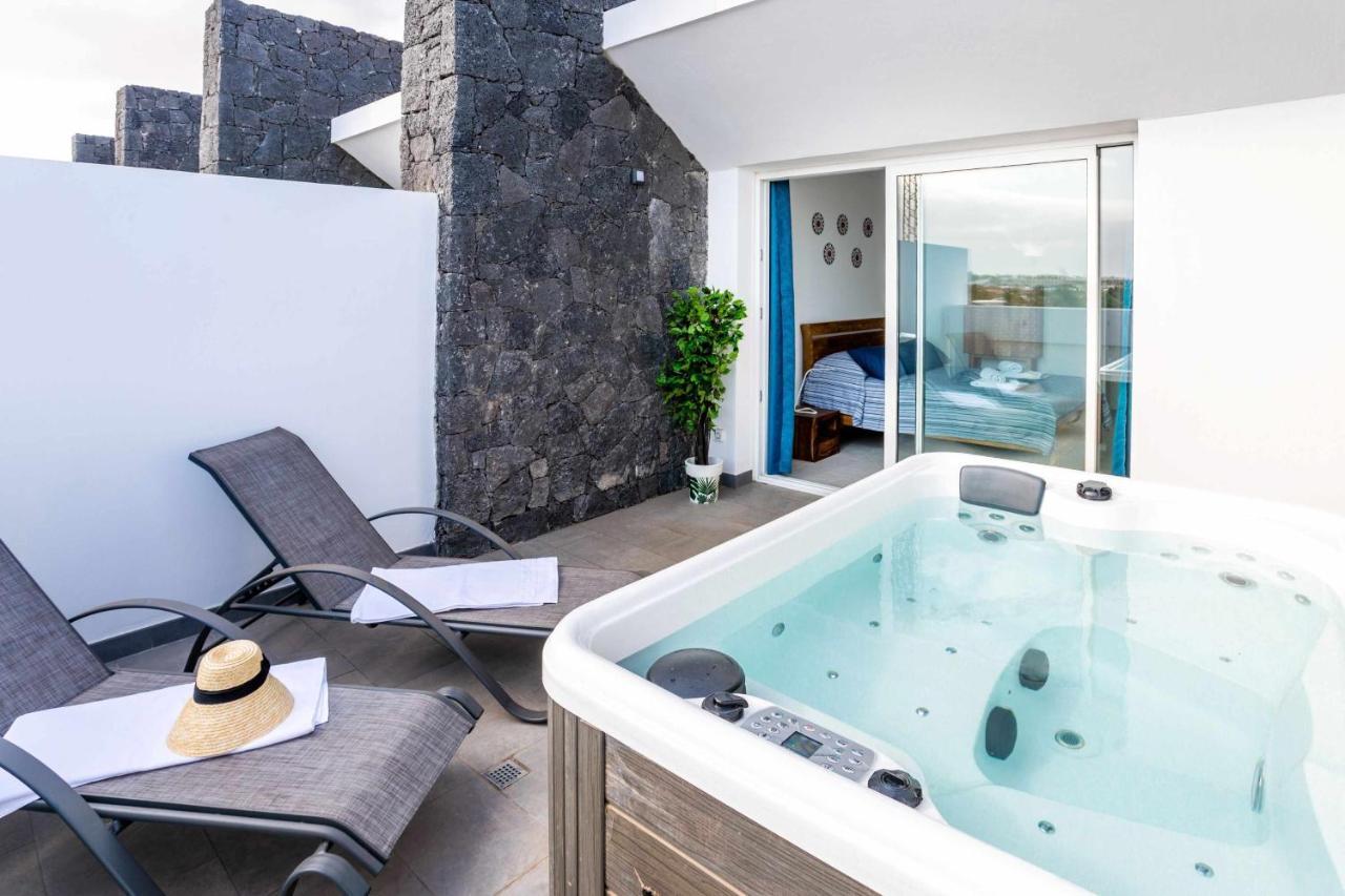 Monterey House Playa Blanca Villa Eksteriør bilde